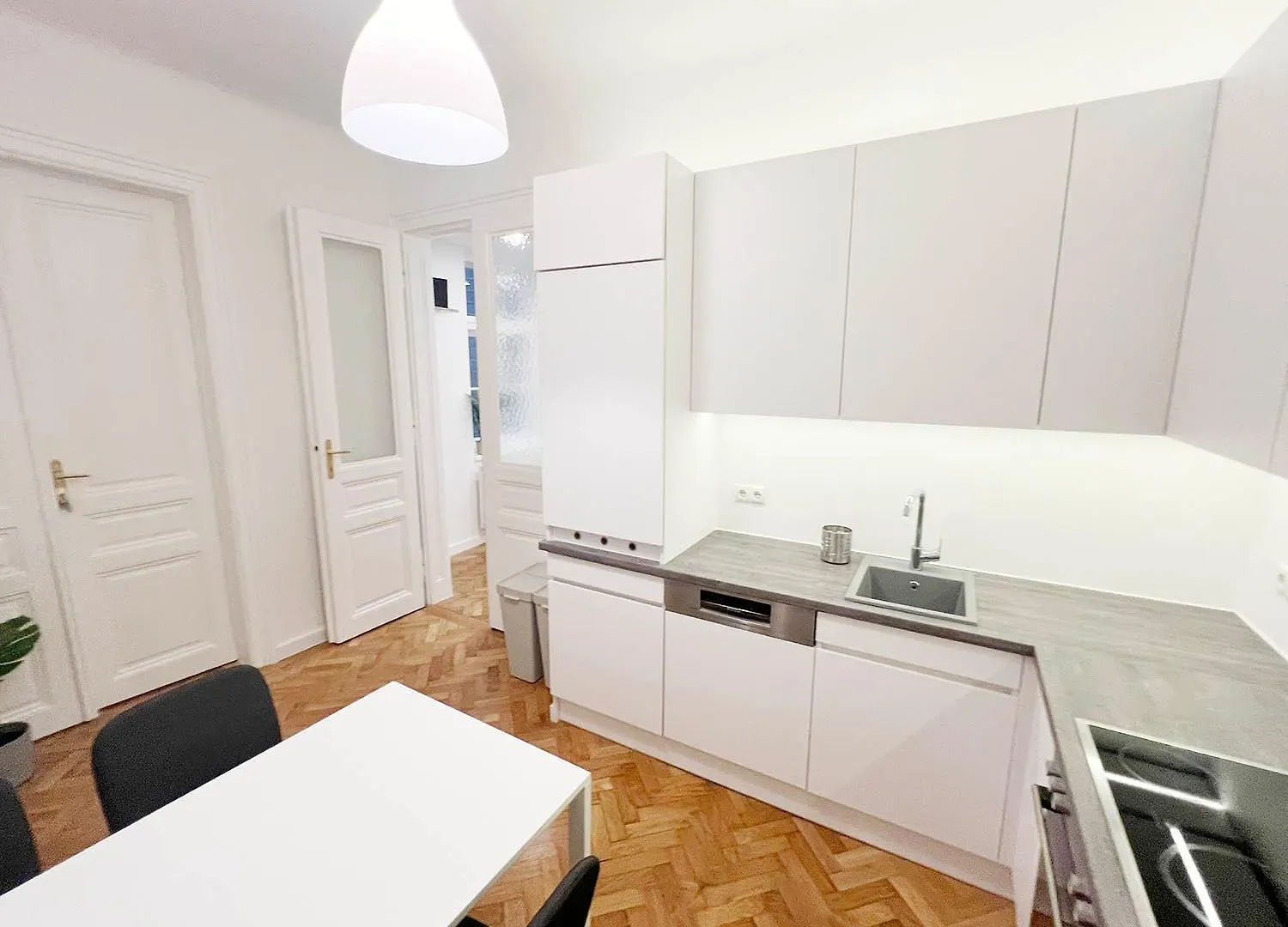 Beautiful Apartment In Hip Area With 3 Bed Rooms Bécs Ausztria